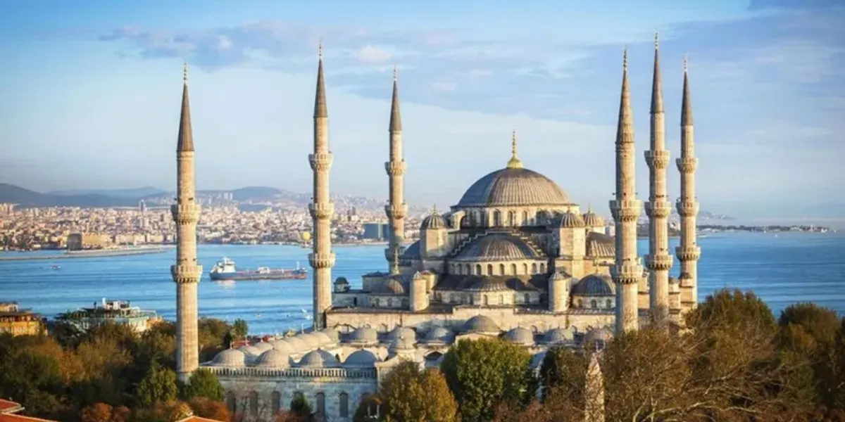 Dr Erkan Demirsoy, Istanbul, Turkey