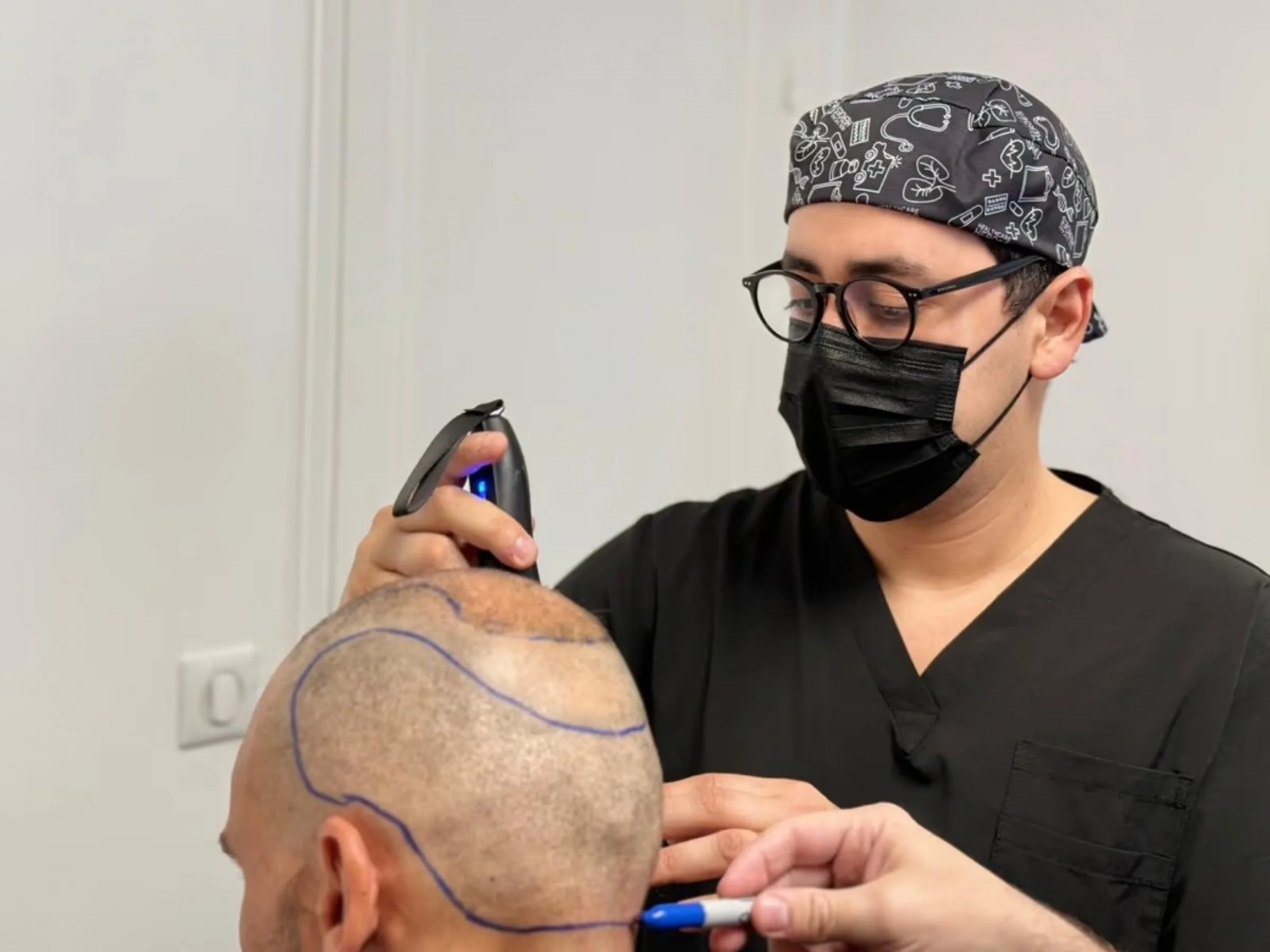 Dr Sabatier, Hexagone clinic, Nice, France